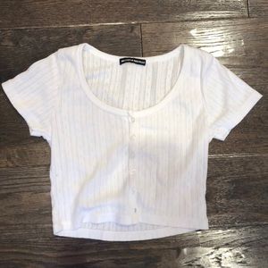 Brandy Melville ribbed white crop top w design